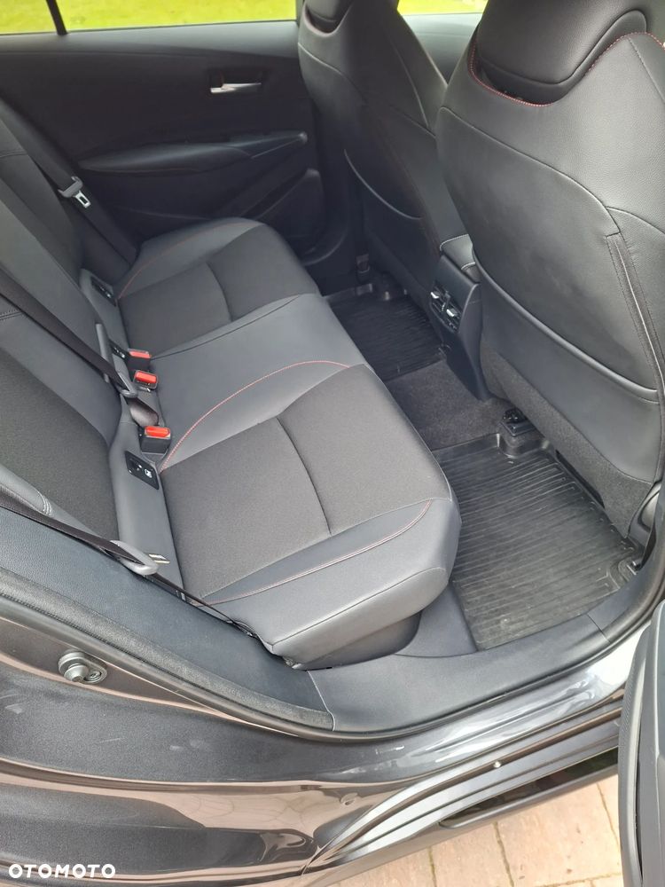 Toyota Corolla 2.0 Hybrid GR Sport - 16