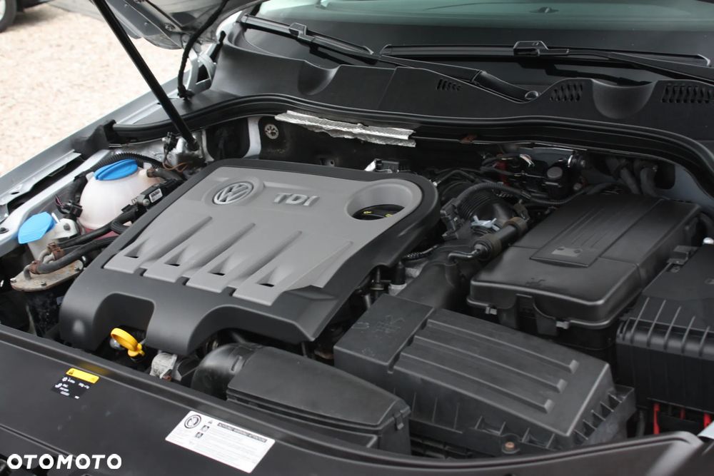 Volkswagen Passat Variant 2.0 Blue TDI SCR Comfortline - 34