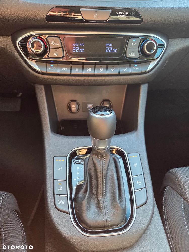 Hyundai i30 1.5 T-GDI 48V Comfort DCT - 28