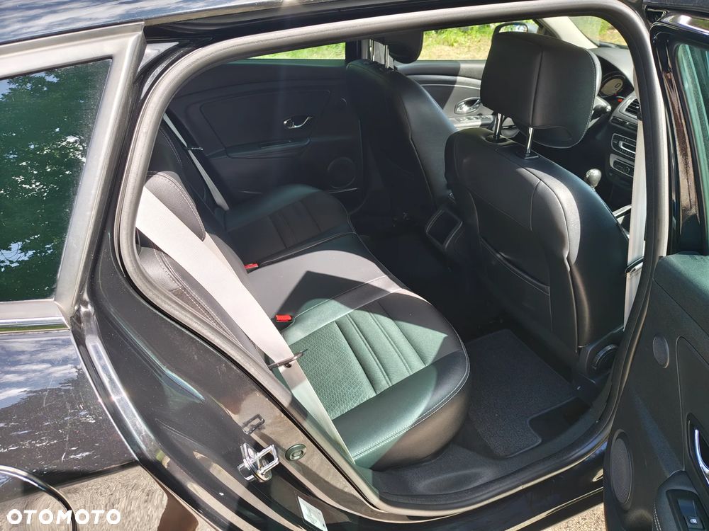 Renault Megane ENERGY TCe 115 Start & Stop Bose Edition - 9