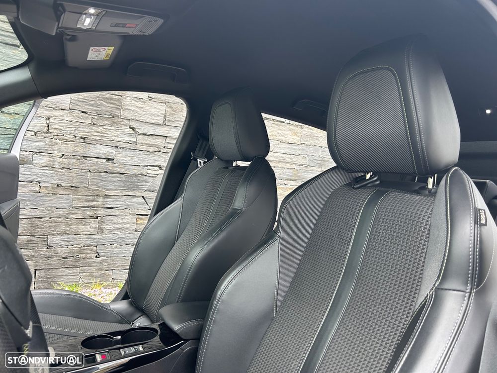 Peugeot e-208 GT - 12