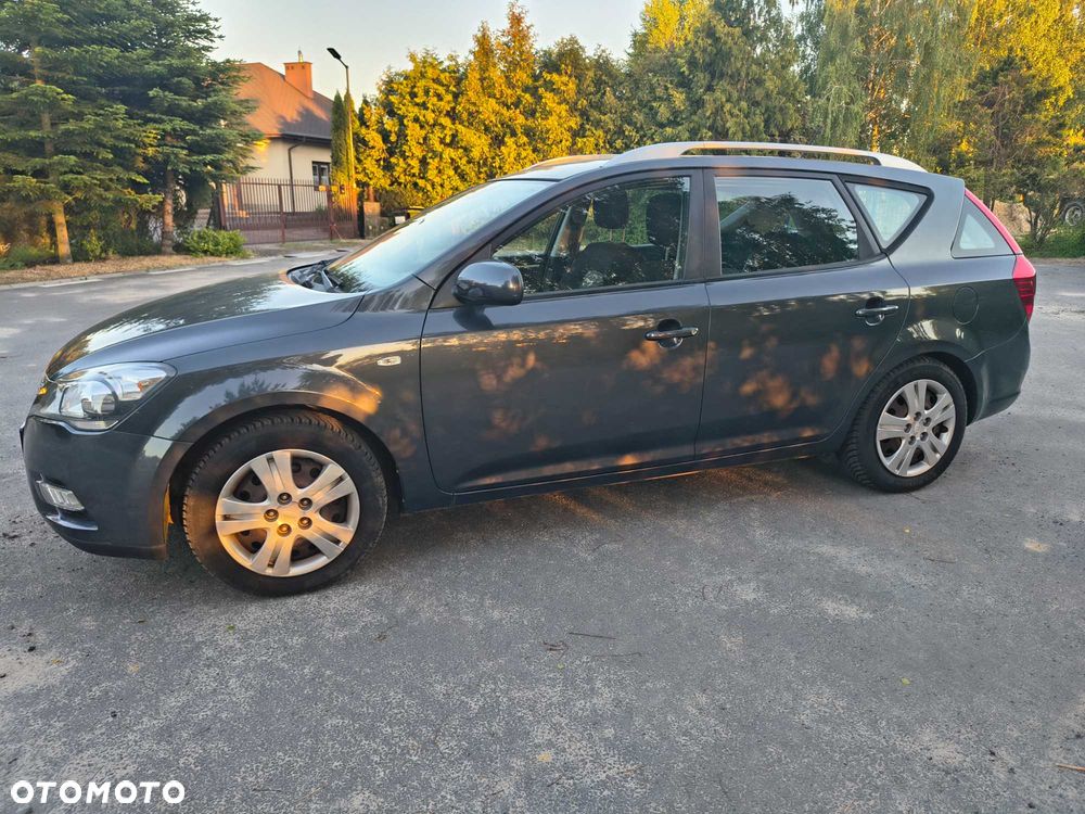 Kia Ceed - 2