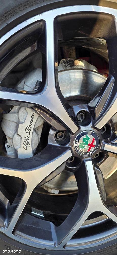 Alfa Romeo Stelvio 2.2 JTDM TI Q4 - 15