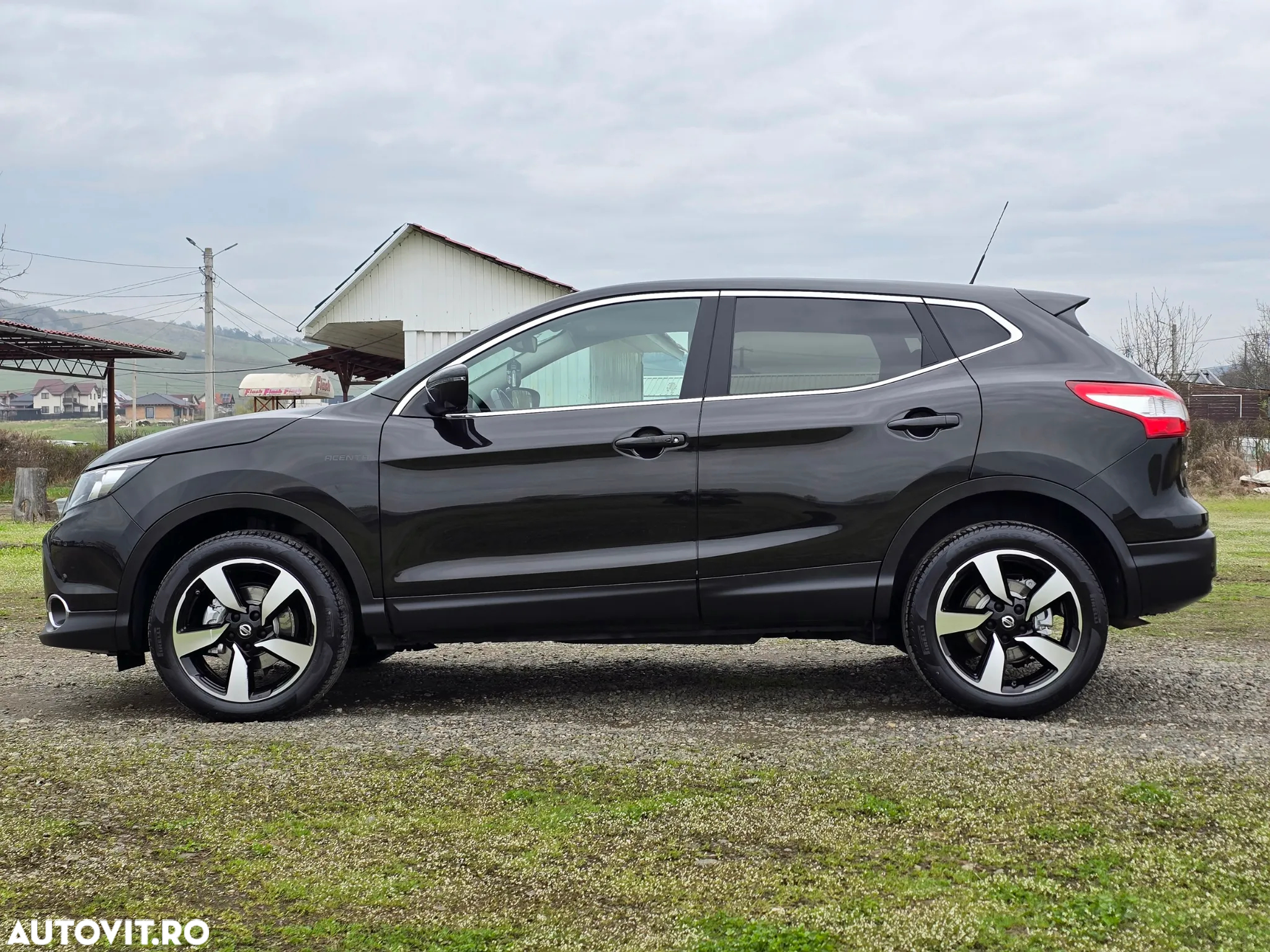 Nissan Qashqai 1.6 DCI ALL-MODE 4x4i ACENTA - 12