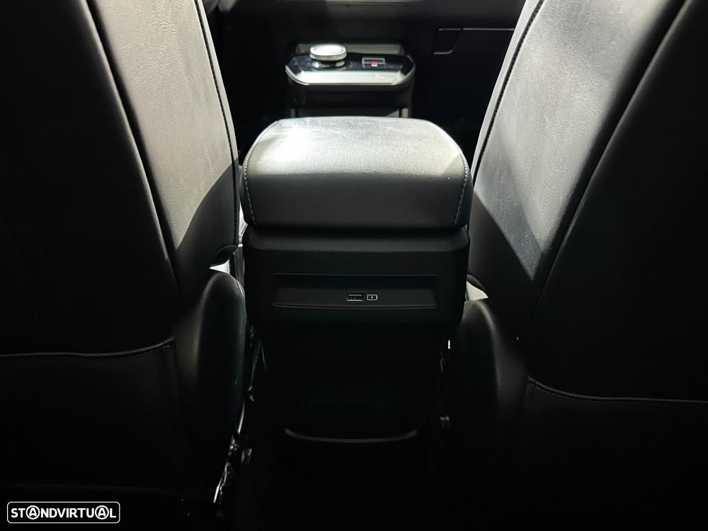 MG MG4 64 kWh Luxury - 24
