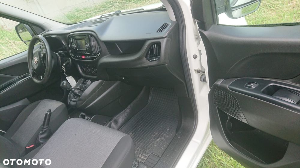 Fiat DOBLO - 11