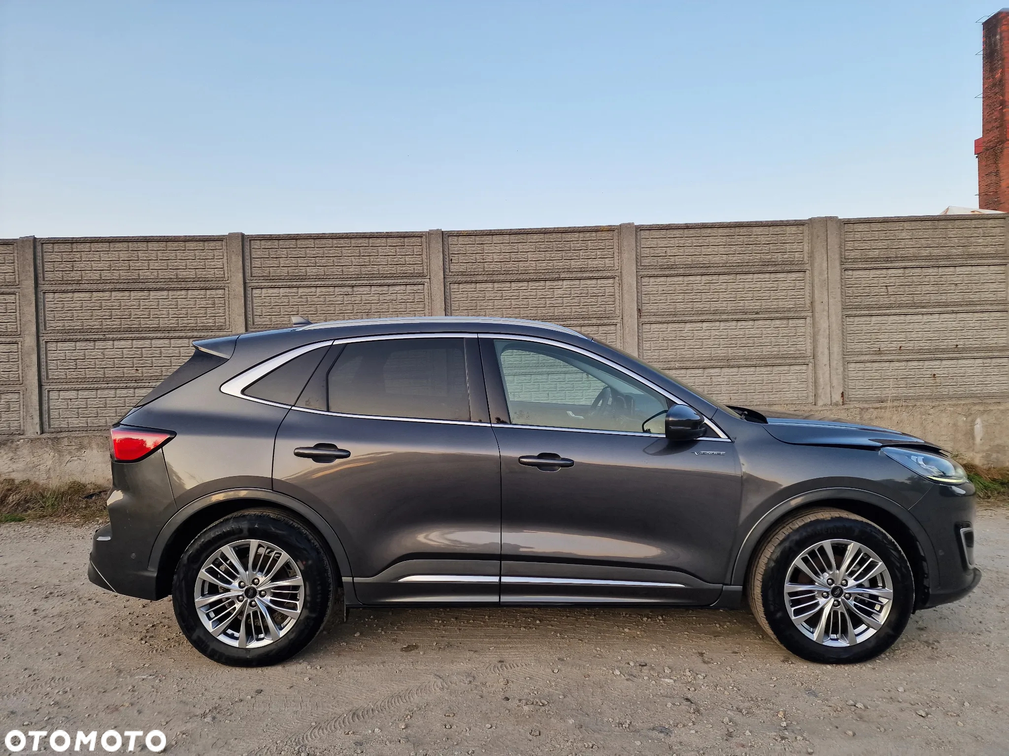 Ford Kuga 2.5 Duratec PHEV VIGNALE - 36