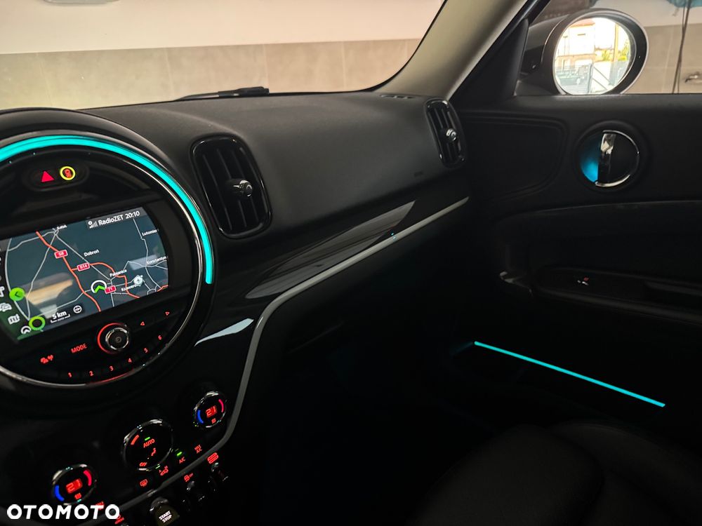 MINI Countryman Cooper S E All4 - 26