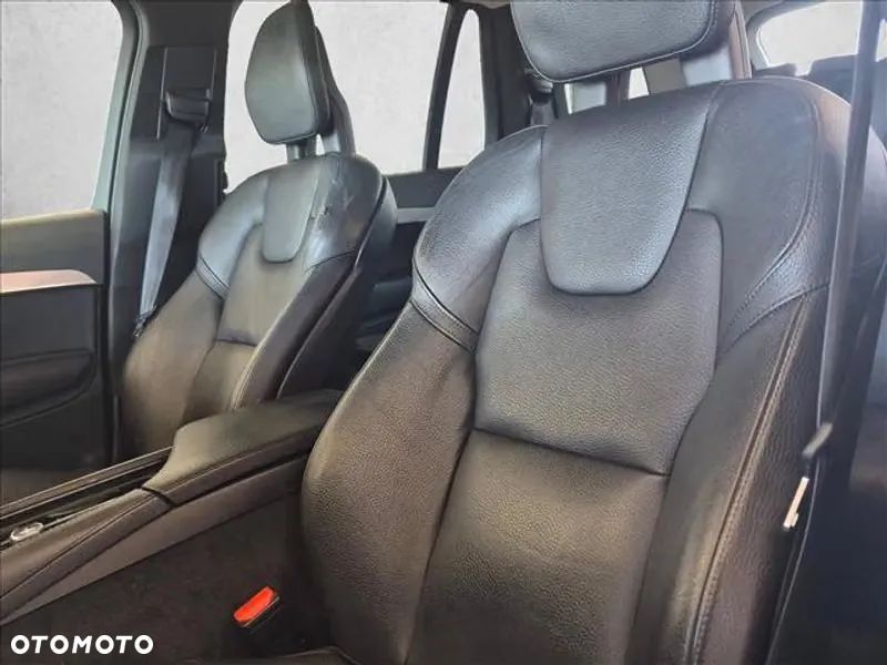 Volvo XC 90 - 13