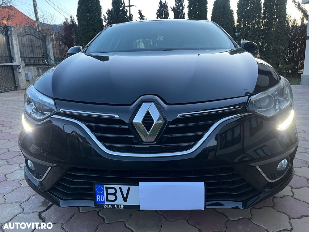 Renault Megane TCe GPF Life - 9