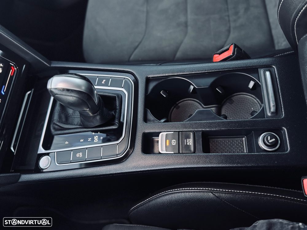 VW Arteon 2.0 TDI Elegance DSG - 32