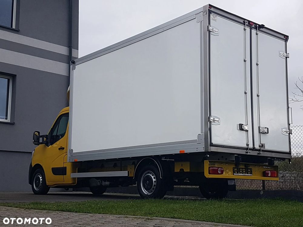 Renault MASTER KONTENER 8EP 4,22x2,24x2,24 KLIMA KRAJOWY MANUAL  6-BIEGÓW DMC 3500 KG - 28