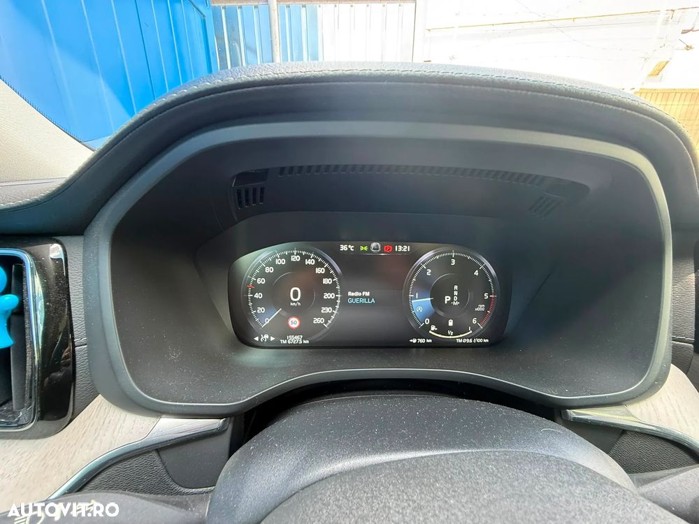 Volvo XC 60 B4 MHEV AWD Inscription - 1