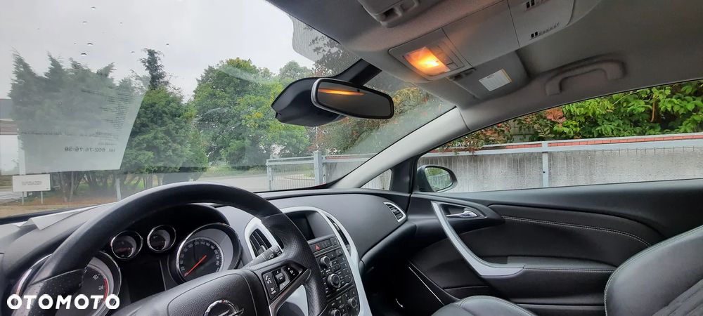 Opel Astra 1.6 T Sport - 11