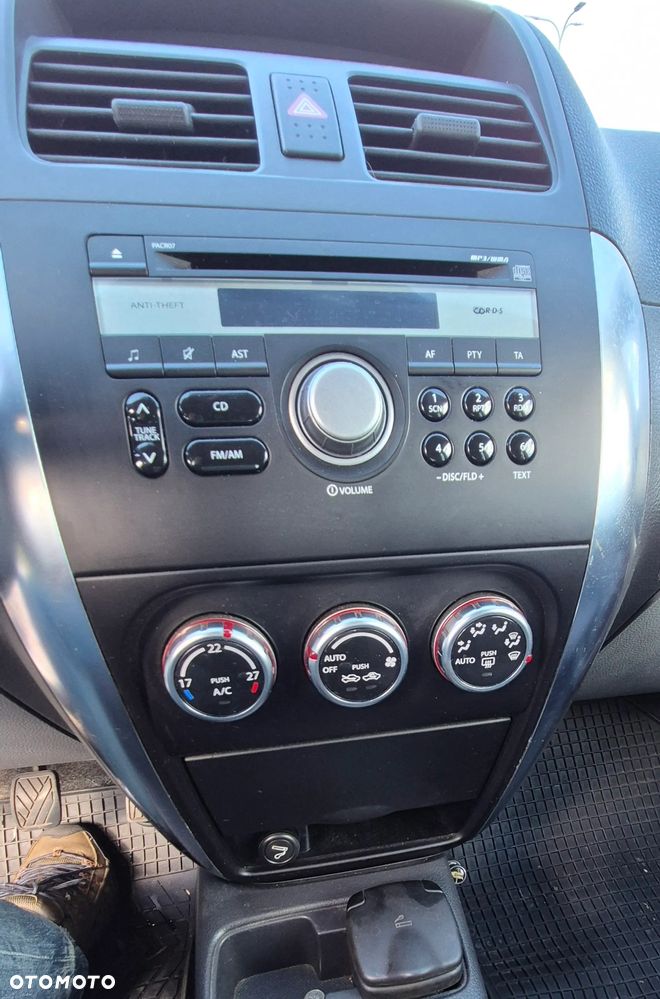 Suzuki SX4 - 12