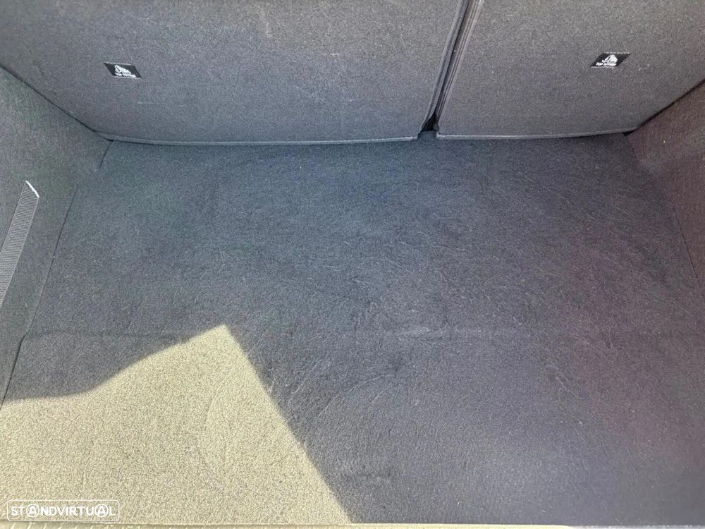 Peugeot 208 1.2 PureTech Active Pack - 28