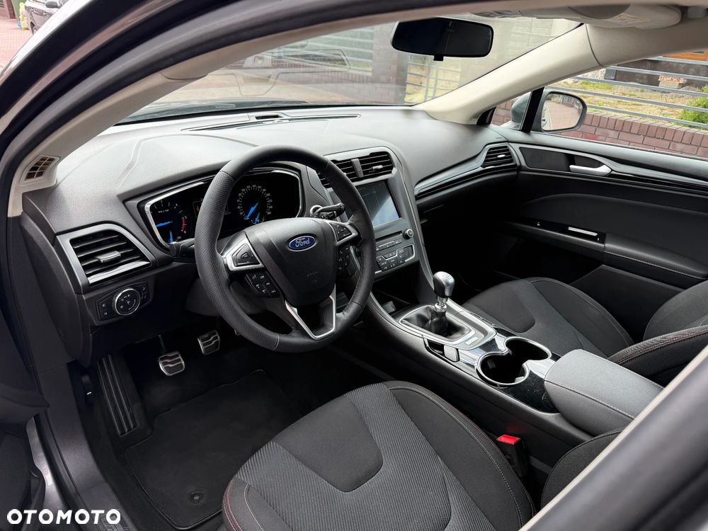 Ford Mondeo 2.0 TDCi ST-Line - 24