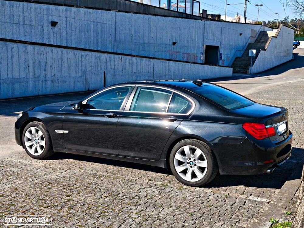 BMW 730 Ld - 16