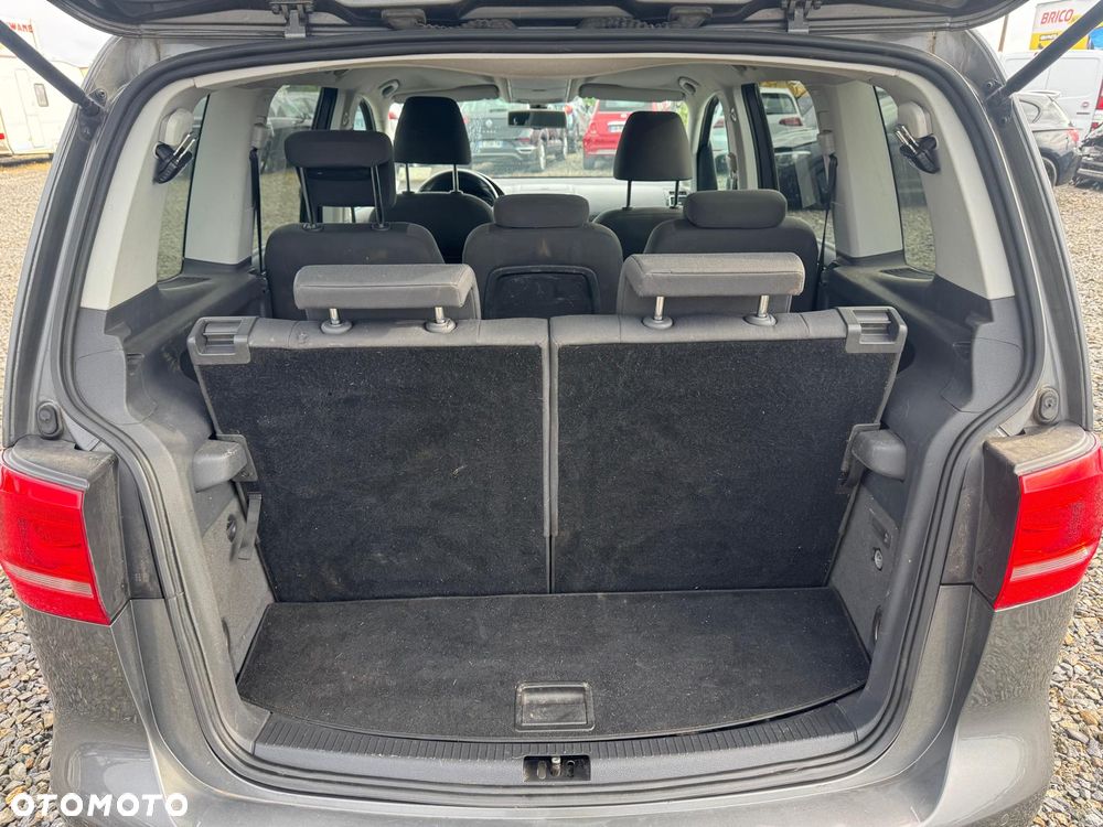 Volkswagen Touran 1.6 TDI DPF BlueMotion Technology Life - 18