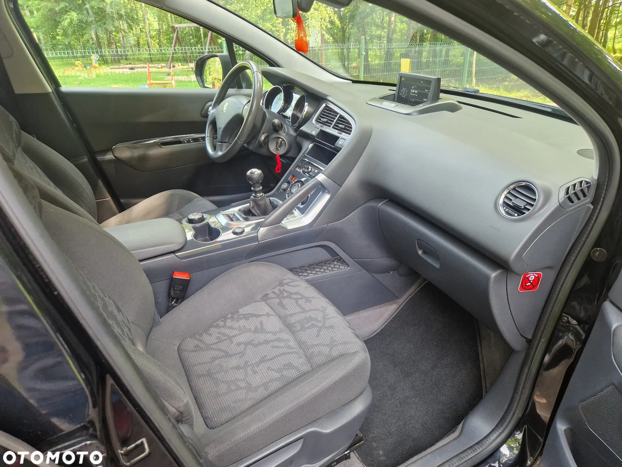 Peugeot 3008 HDi 115 Active - 16