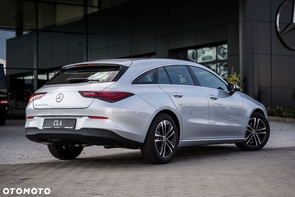 Mercedes-Benz CLA - 10