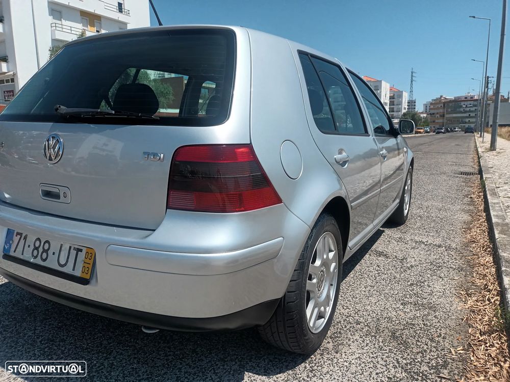 VW Golf 1.9 TDi Confortline AC - 4
