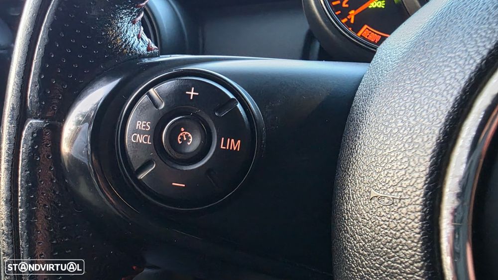 MINI 3 Portas Cooper D - 21