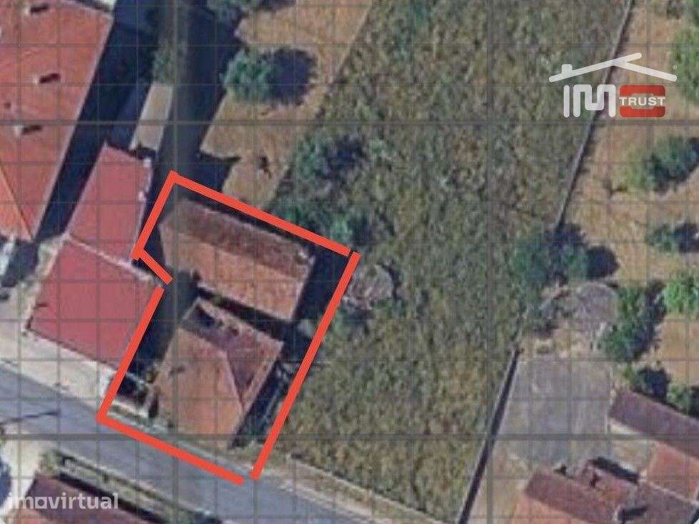 Moradia rústica para recuperar a 5 minutos de Fátima - Grande imagem: 3/23