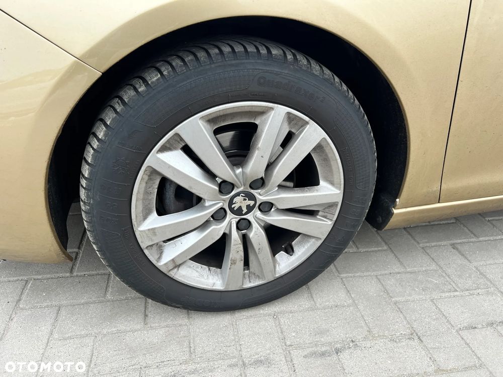 Peugeot 308 - 30