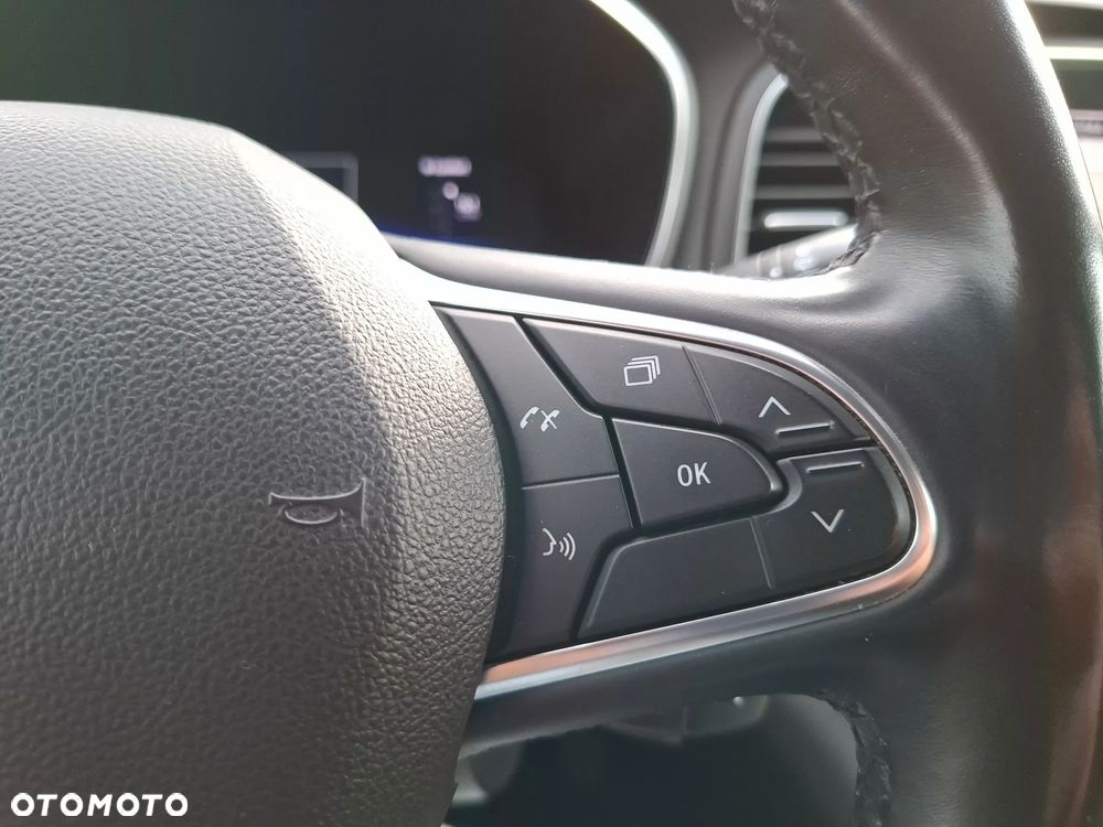Renault Megane 1.3 TCe FAP Intens EDC - 19