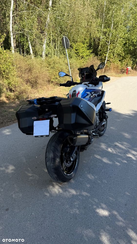 BMW XR - 10