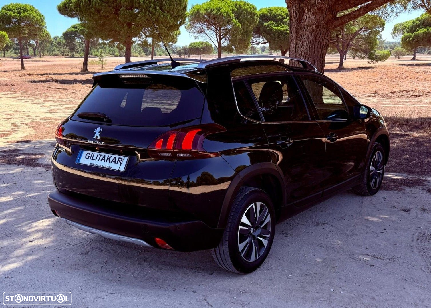 Peugeot 2008 1.2 PureTech Allure - 10
