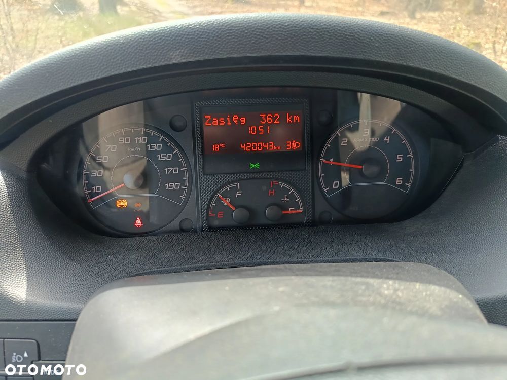 Citroën Jumper na dotarciu 50 km od remątu - 4