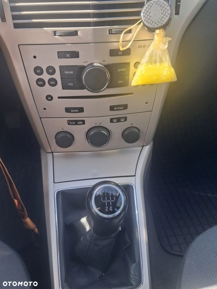 Opel Astra - 17