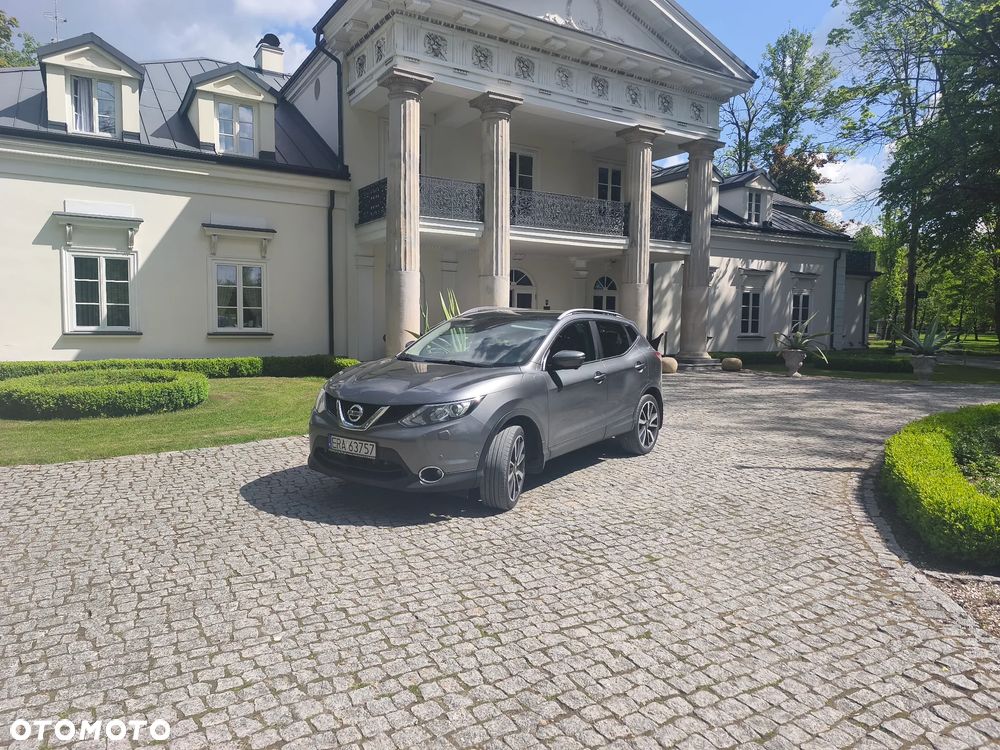 Nissan Qashqai 1.2 DIG-T 360 - 1
