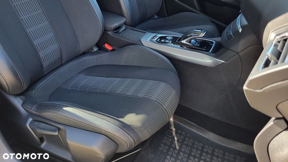 Peugeot 308 1.2 PureTech GPF Allure S&S EAT8 - 15