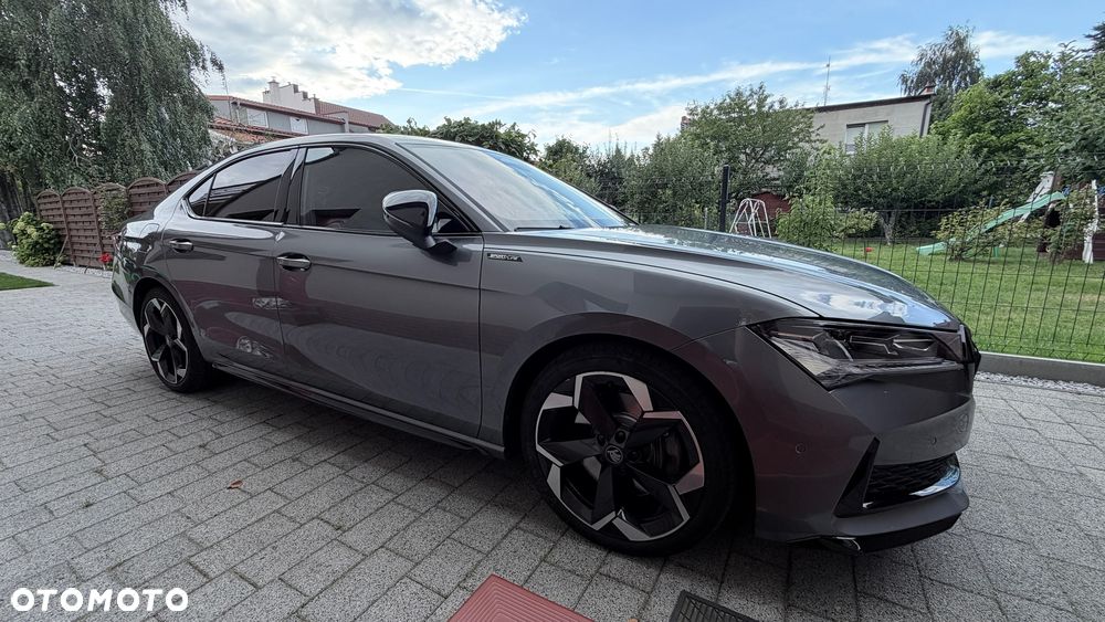 Skoda Superb 2.0 TSI 4x4 Sportline DSG - 19