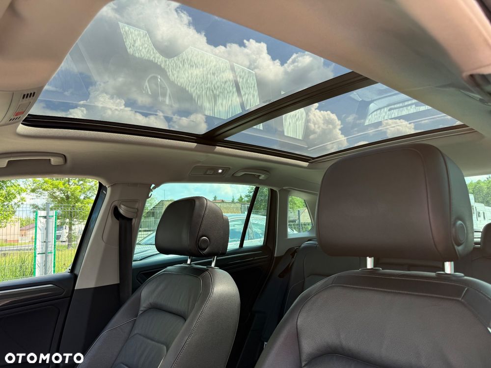 Volkswagen Tiguan - 17