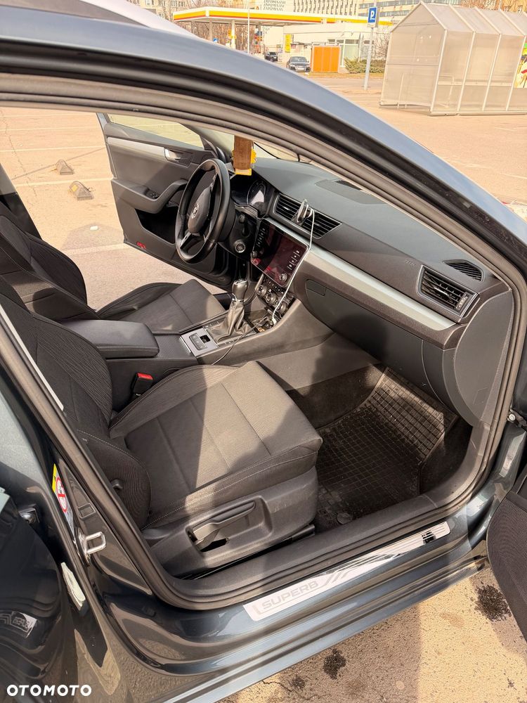 Skoda Superb 2.0 TDI Ambition - 18