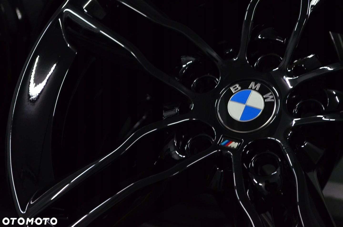 Felgi 5x112 R17 BMW F44 F40 / X1 F48 X2 F39, 2 Tourer F45 F46  czujniki - 6