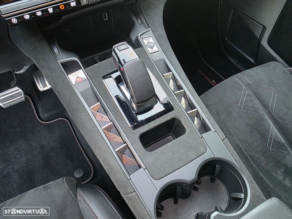 DS DS7 Crossback E-Tense Performance Line EAT8 - 23