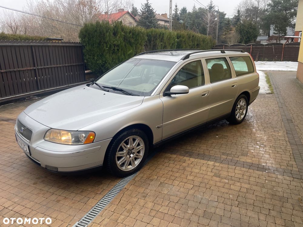 Volvo V70 D5 - 1
