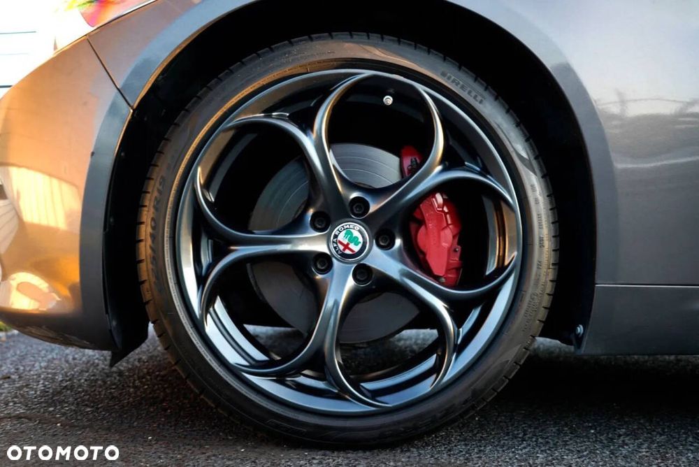 Alfa Romeo Giulia - 28
