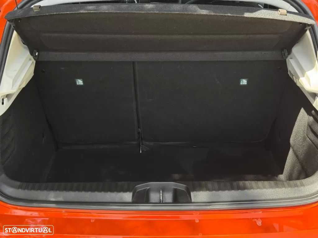 Renault Clio - 28