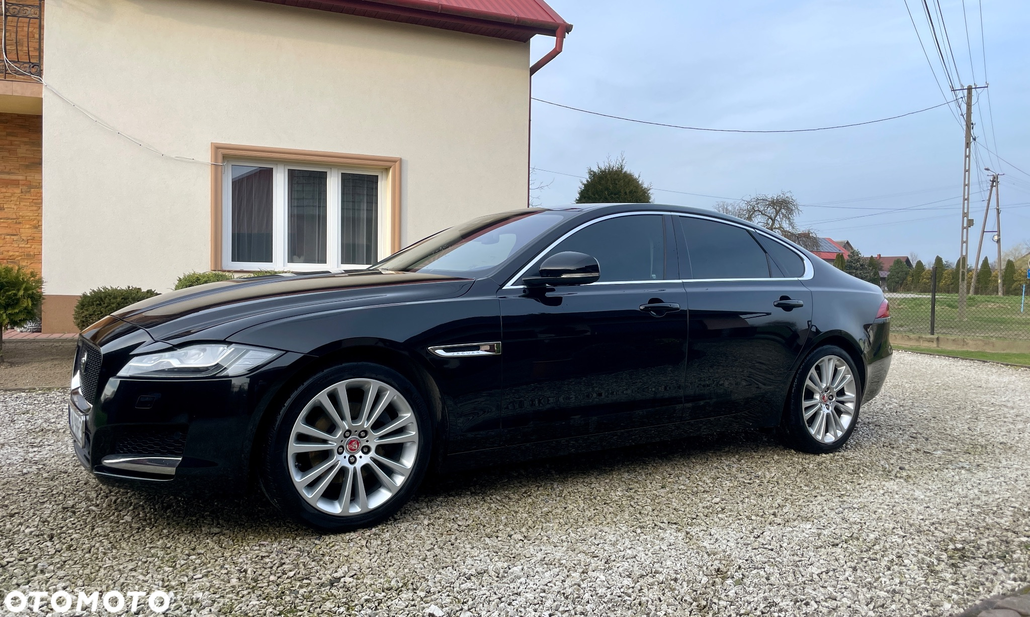 Jaguar XF 2.0 i4D Prestige - 3