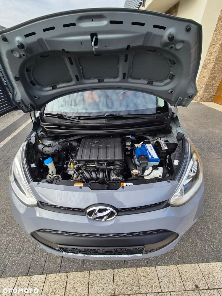Hyundai i10 - 12