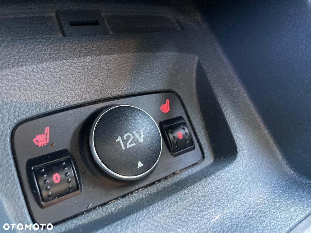 Ford C-MAX 2.0 TDCi Trend MPS6 - 9