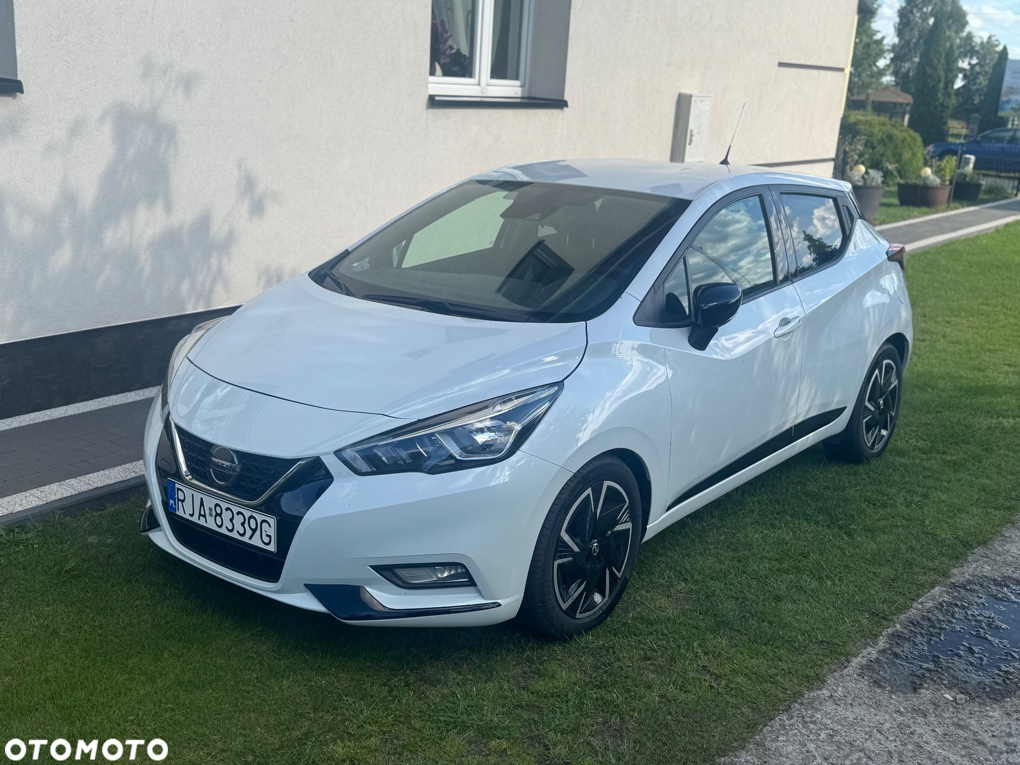 Nissan Micra 1.0 IG-T Xtronic N-Design - 1