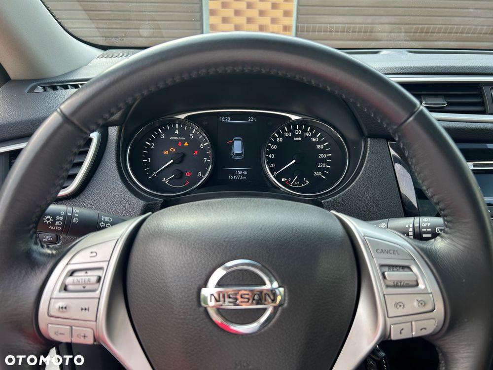 Nissan X-Trail 1.6 DIG-T N-Connecta 2WD - 16