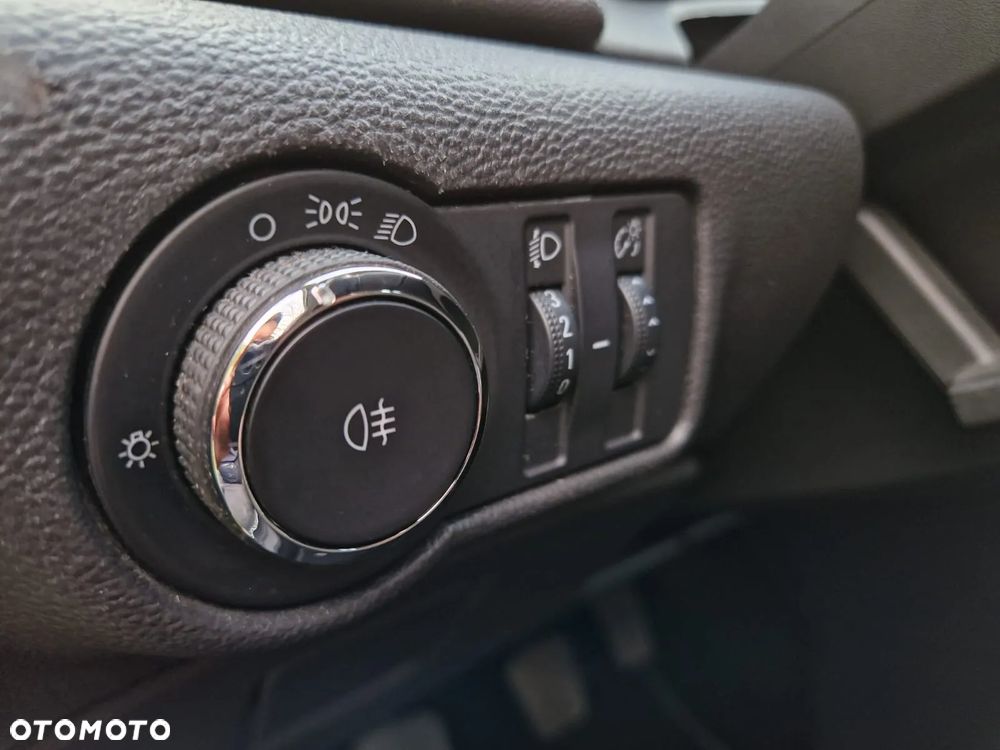 Opel Astra IV 1.7 CDTI Enjoy - 23